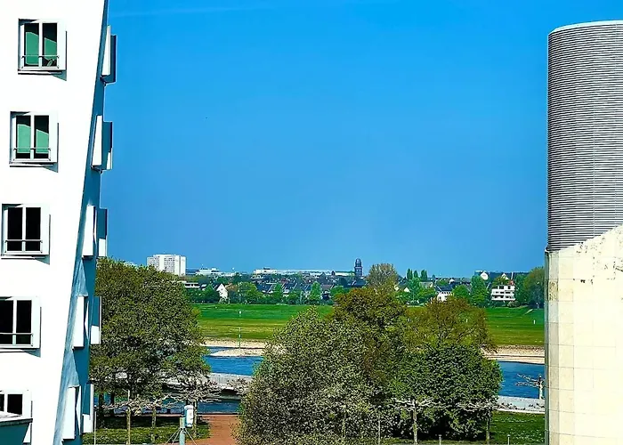 City-apartment Mit Rheinblick